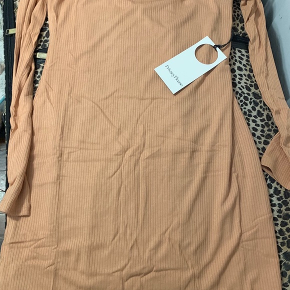 SILAS DRESS - Picture 10 of 10